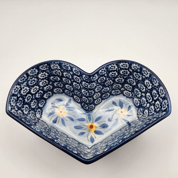 Tara Temptations Presentable Ovenware Old World Heart Shaped Bowl Blue 1 Quart - Picture 1 of 12